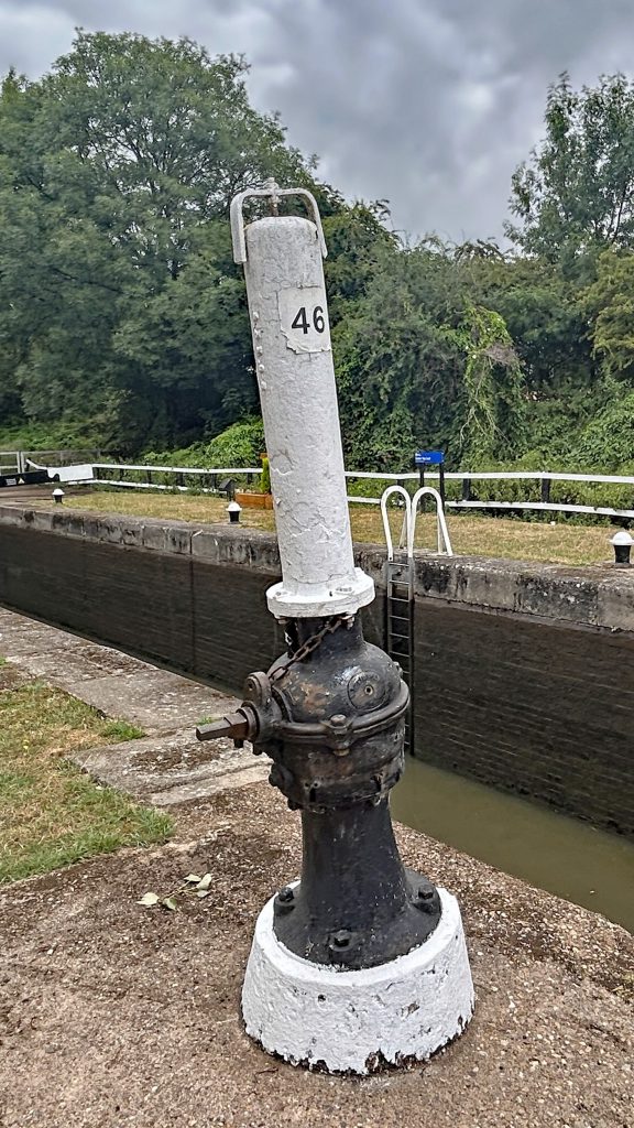 Ground paddle operating mechanism on the Grand Union Canal between Calcutt and Hatton Locks
