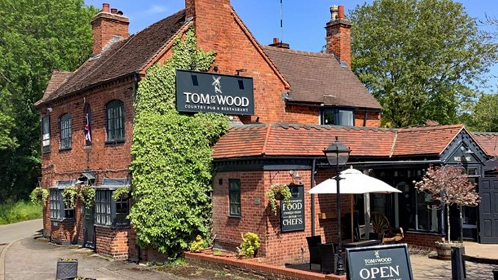 Tom o' The Wood Public House