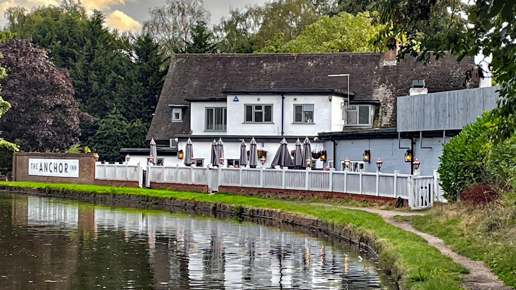 Exterior view of The Anchor, Cross Green.